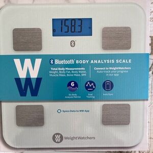 Weight watchers official scale. Used but in excellent condition